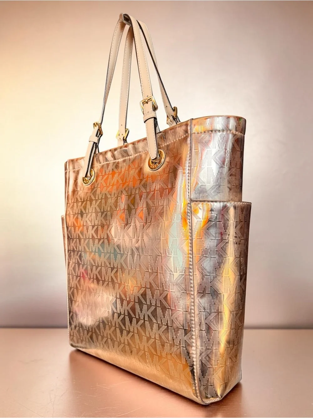 Michael Kors Jet Set Metallic Rose Gold Monogram Large Tote Bag. NWOT. MSRP $498